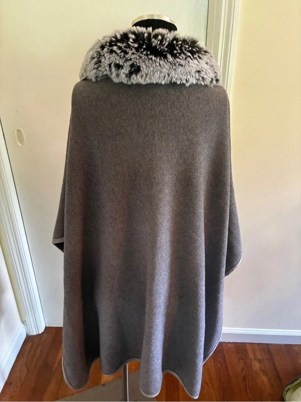 Chicos elegant gray